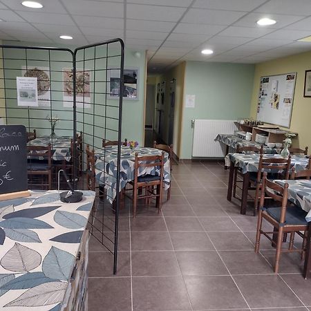 Ostal Scrignac - Gite D'Etape De La Gare Dış mekan fotoğraf