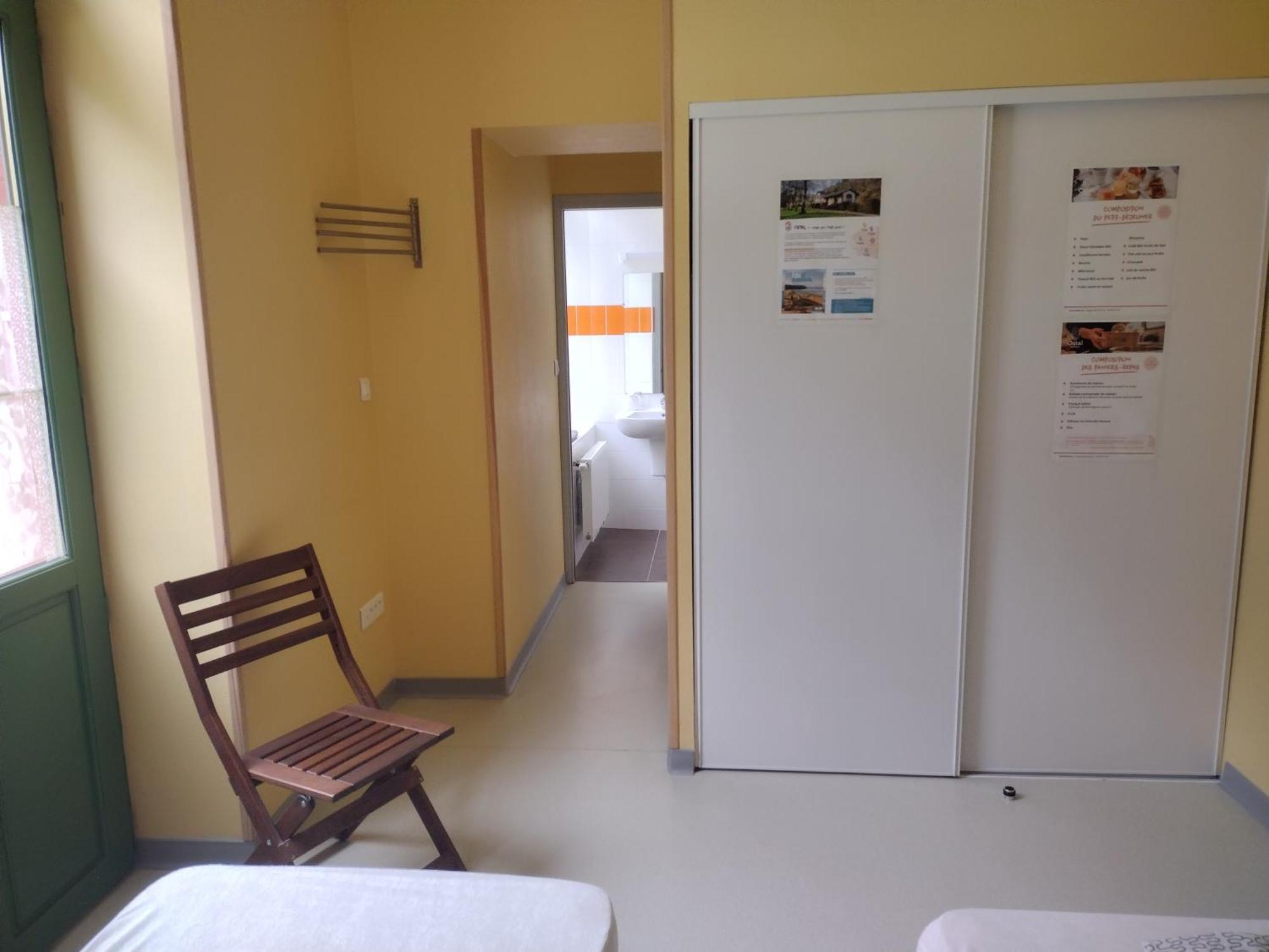 Ostal Scrignac - Gite D'Etape De La Gare Dış mekan fotoğraf