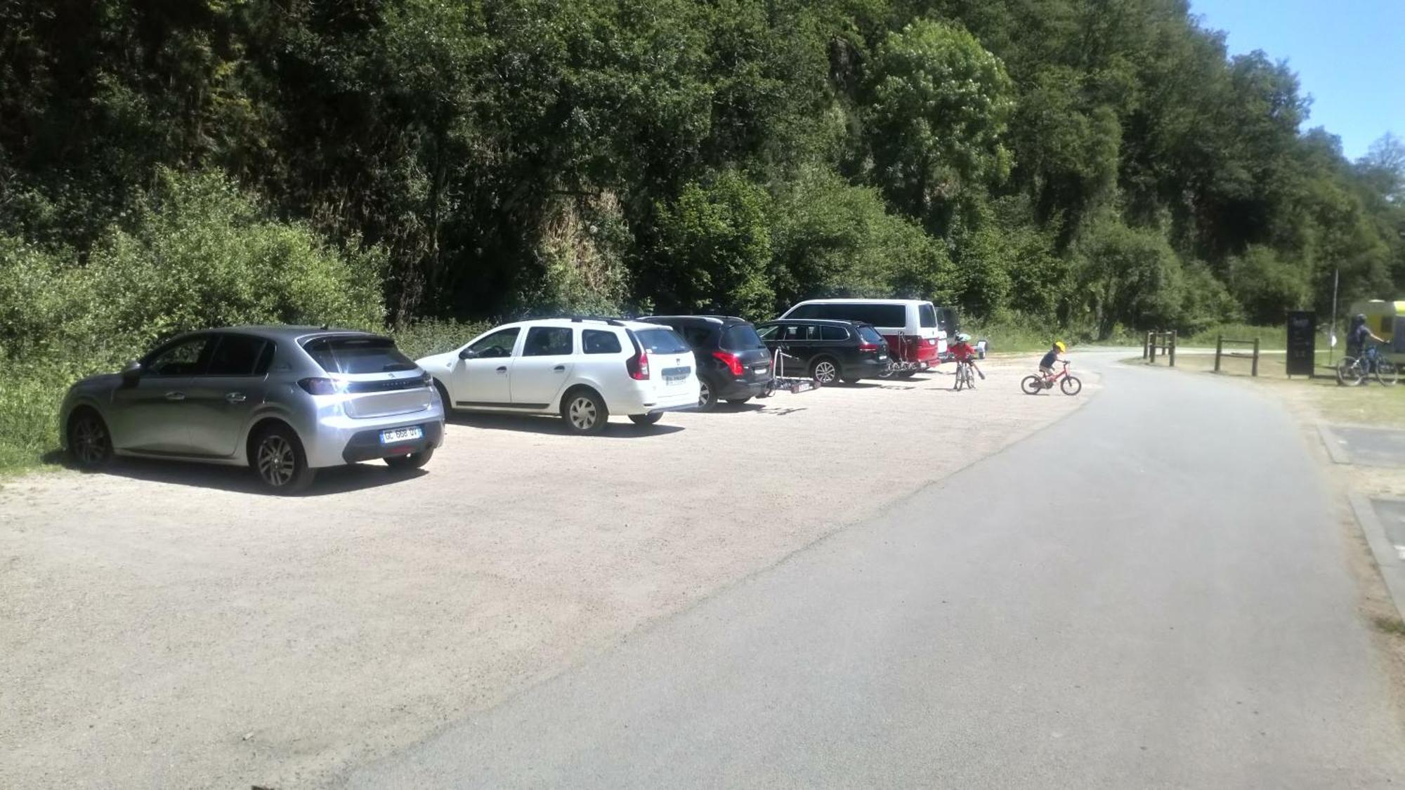Ostal Scrignac - Gite D'Etape De La Gare Dış mekan fotoğraf