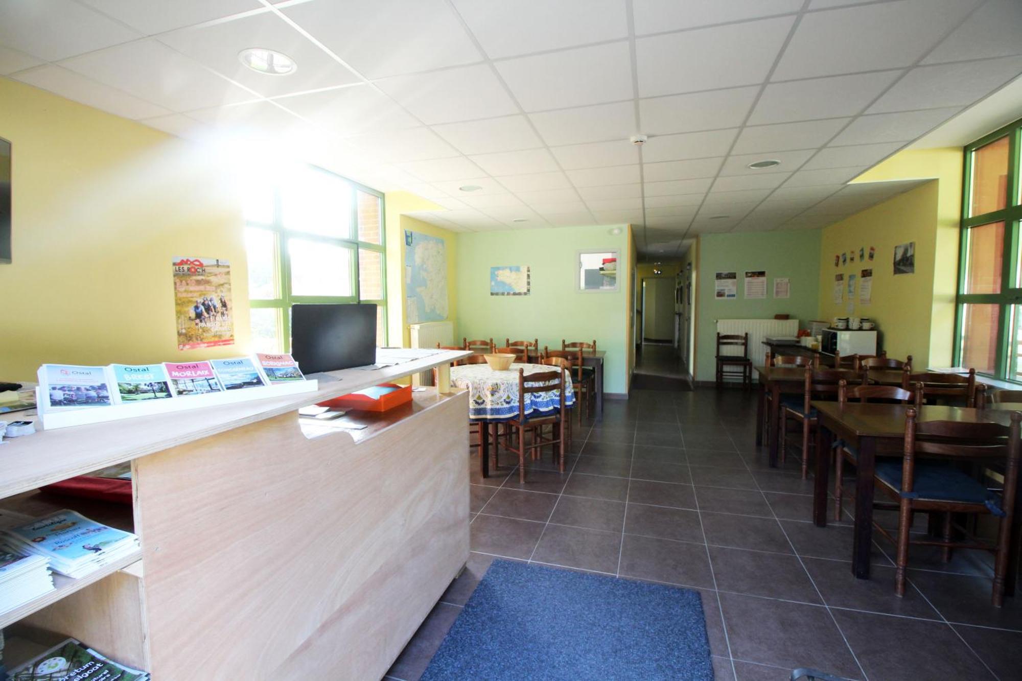 Ostal Scrignac - Gite D'Etape De La Gare Dış mekan fotoğraf